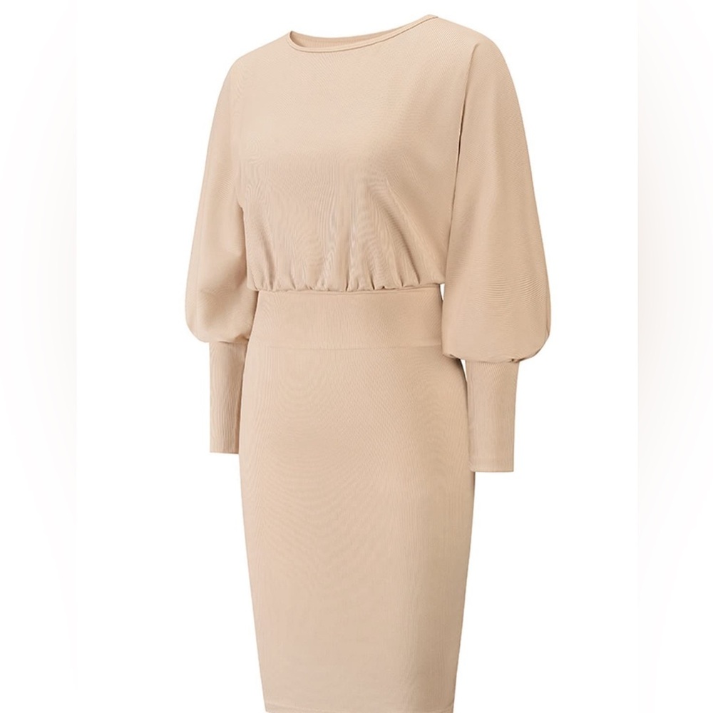 Chic Me Long Sleeve, Cream Colored, Pencil Dress. Figure Flattering. SZ. M